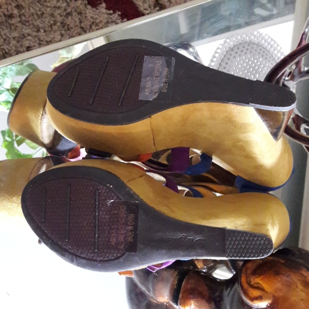 Wedges - Picture 8 of 8
